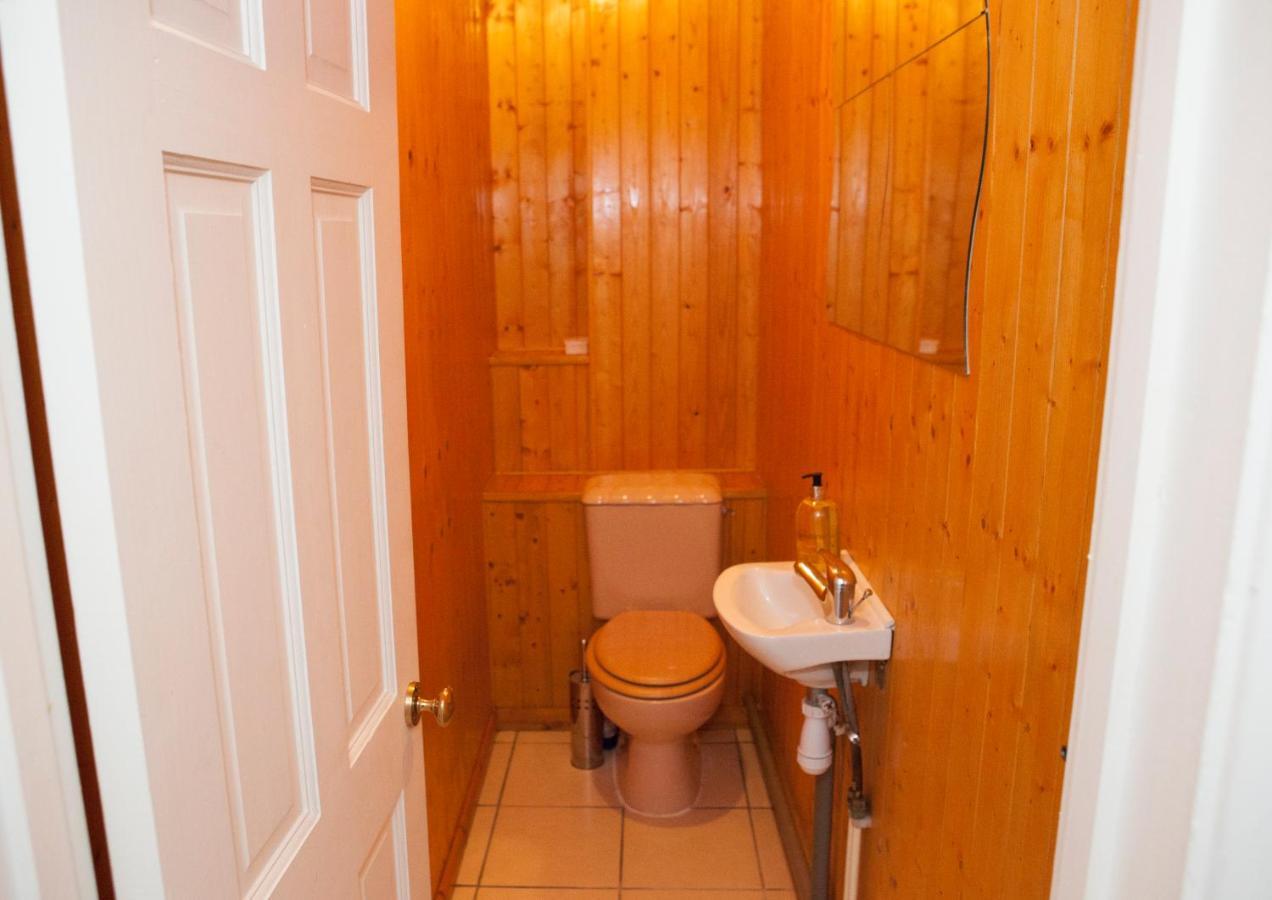 Affittacamere Fieldgate Spacious Londra